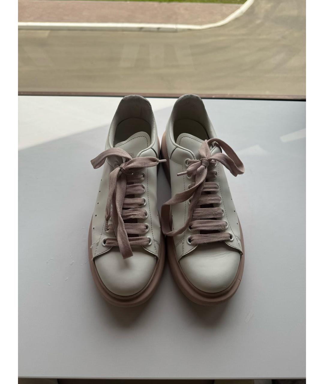 ALEXANDER MCQUEEN Белые кожаные кеды, фото 2
