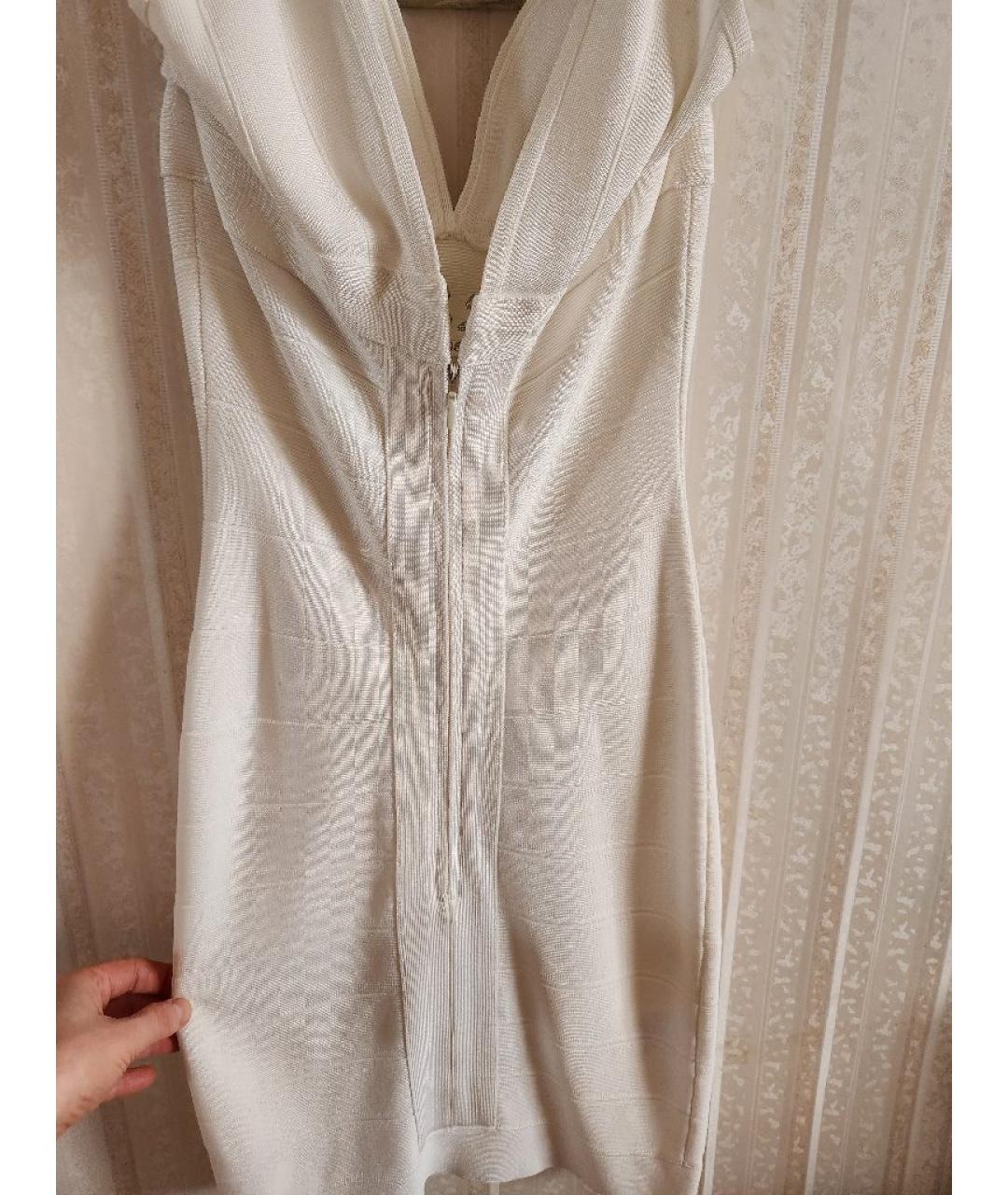 HERVE LEGER Белое вискозное коктейльное платье, фото 2