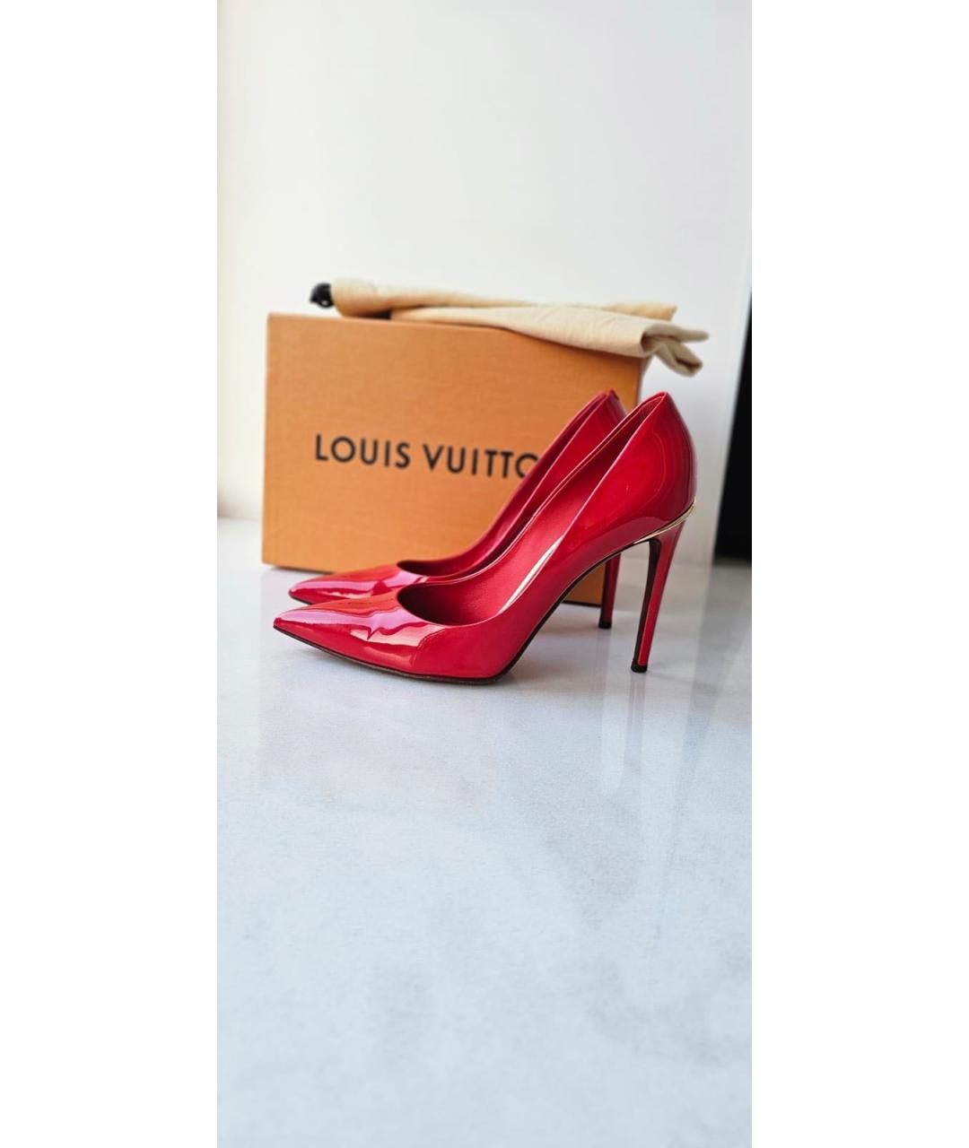 LOUIS VUITTON Красные туфли из лакированной кожи, фото 5