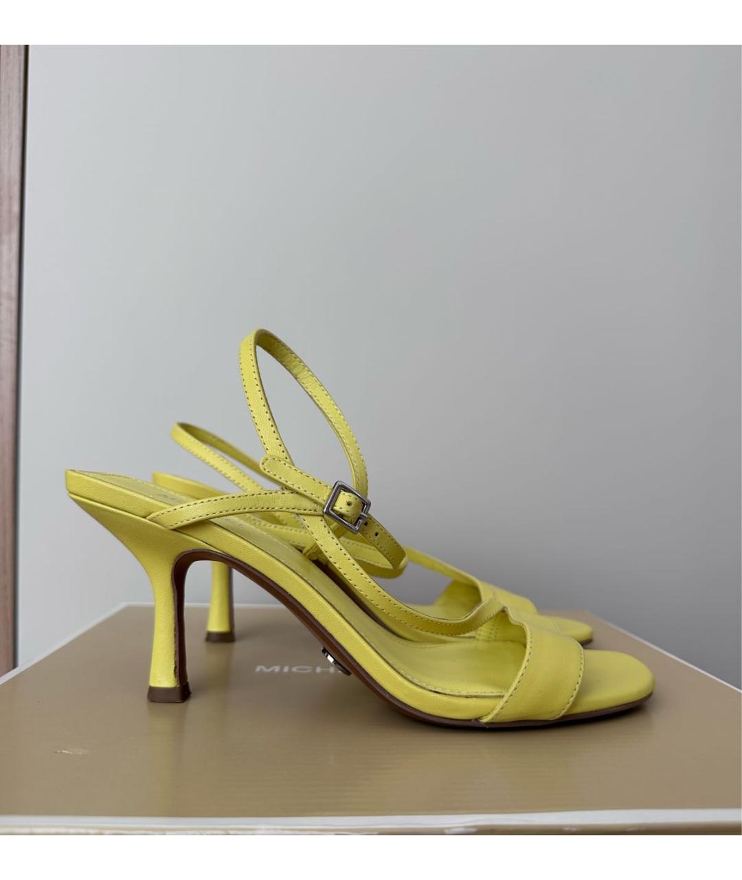MICHAEL KORS Желтые кожаные босоножки, фото 8
