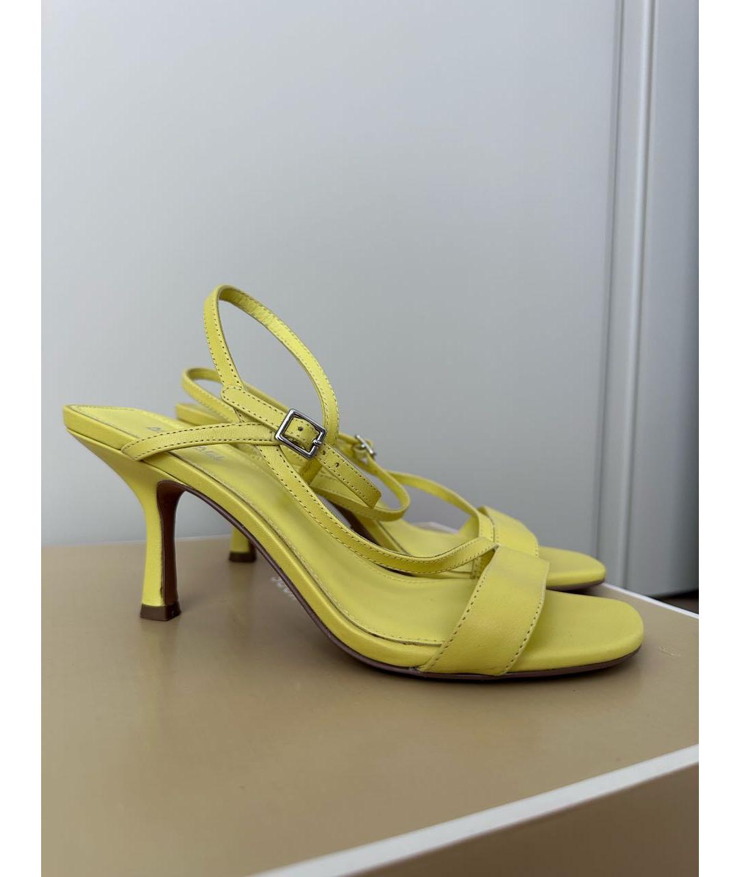 MICHAEL KORS Желтые кожаные босоножки, фото 7