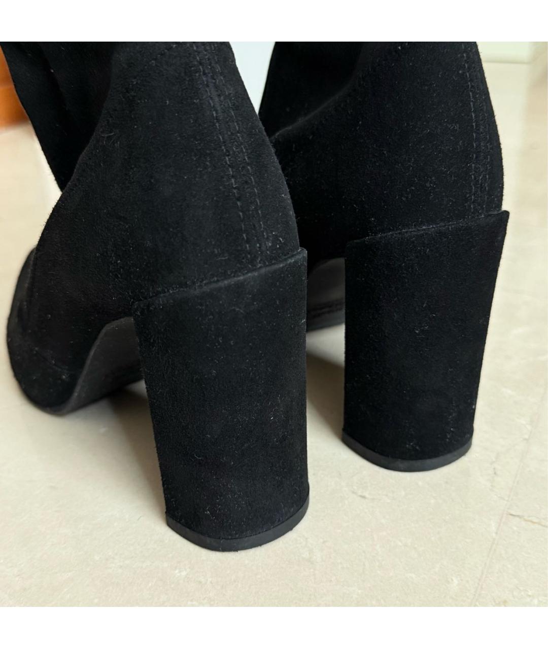 STUART WEITZMAN Черные замшевые ботильоны, фото 4