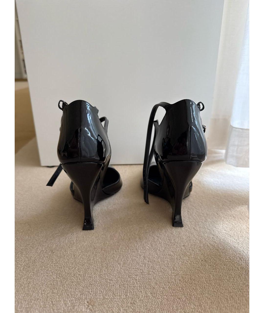 FERRAGAMO Черные туфли из лакированной кожи, фото 4