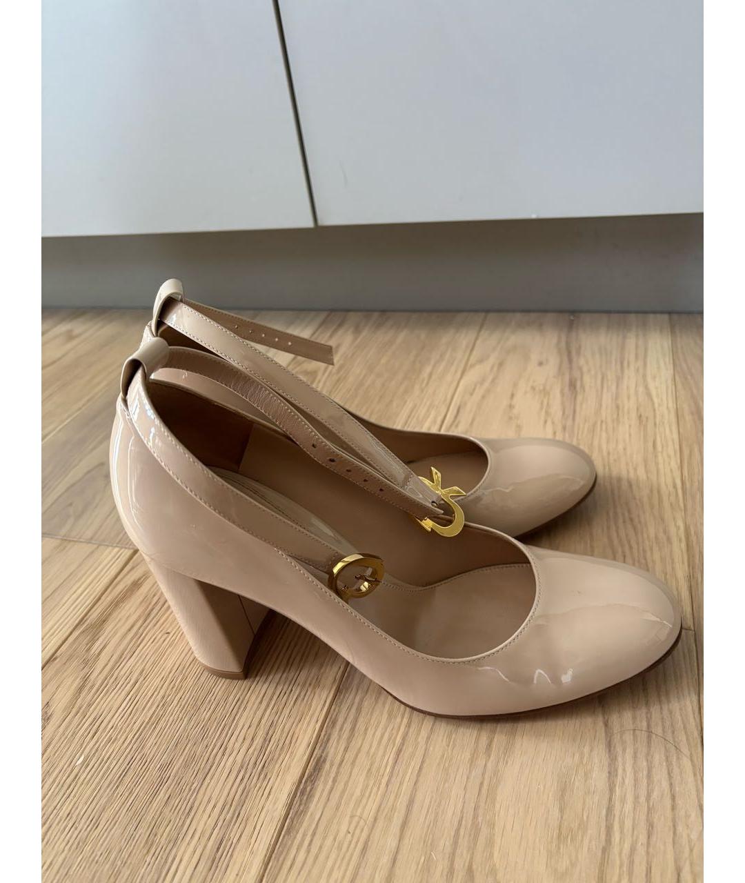 GIANVITO ROSSI Бежевые туфли из лакированной кожи, фото 2
