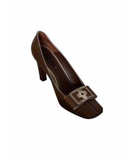 LOUIS VUITTON Туфли