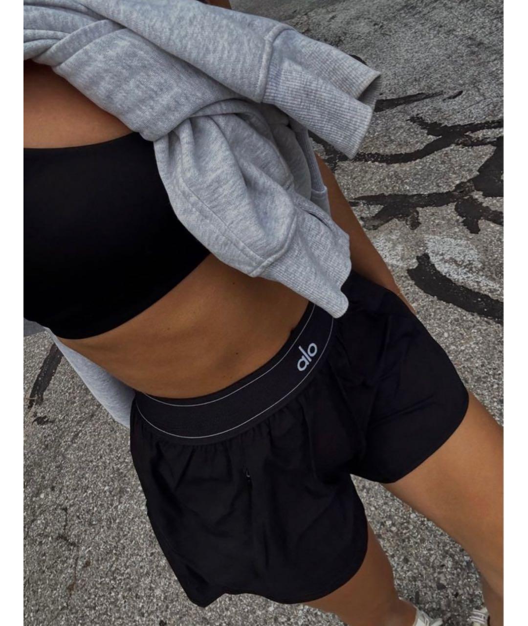 ALO YOGA Черные шорты, фото 8