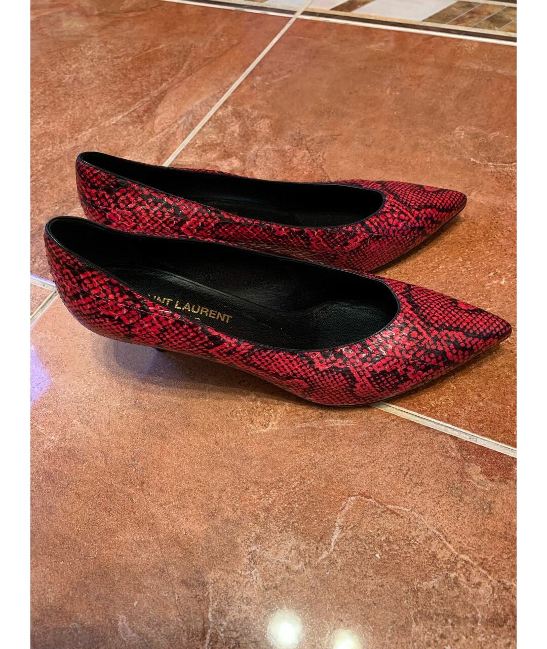 SAINT LAURENT Красные туфли из экзотической кожи, фото 5