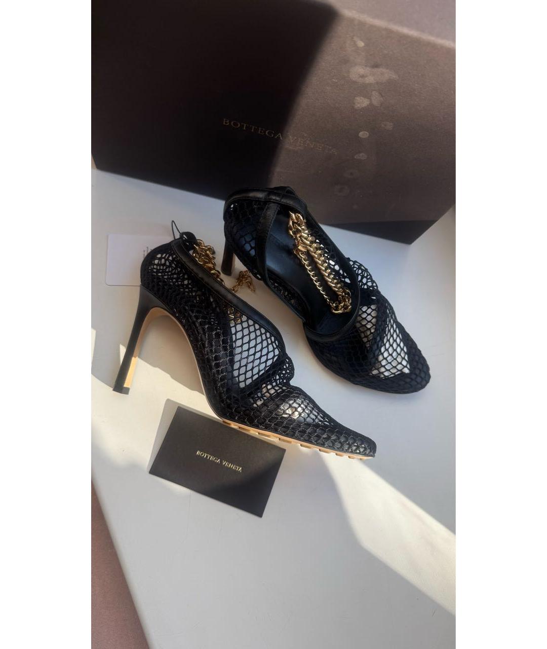 BOTTEGA VENETA Черные кожаные босоножки, фото 3