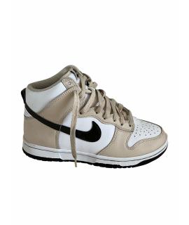 NIKE Кроссовки