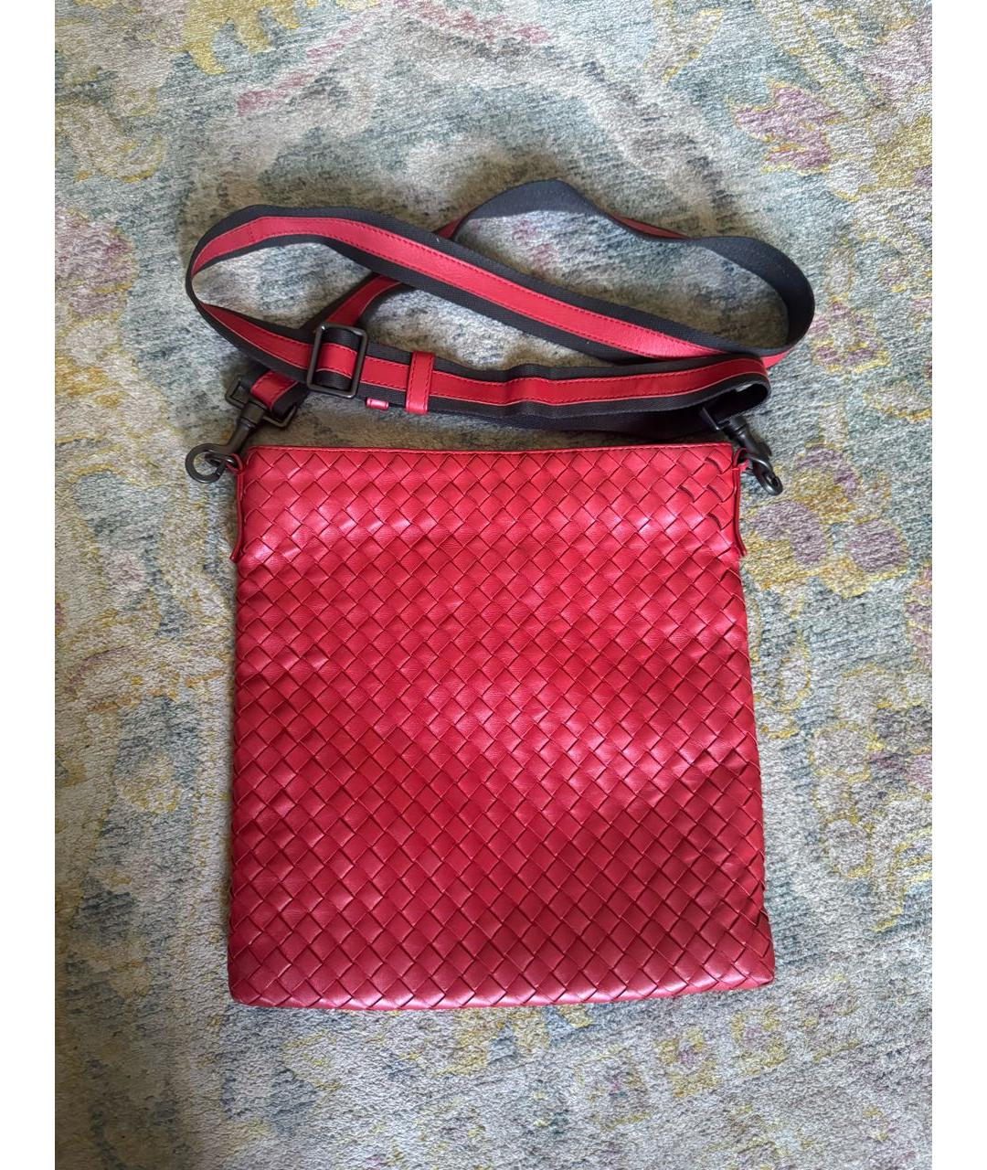 BOTTEGA VENETA Красная кожаная сумка на плечо, фото 3