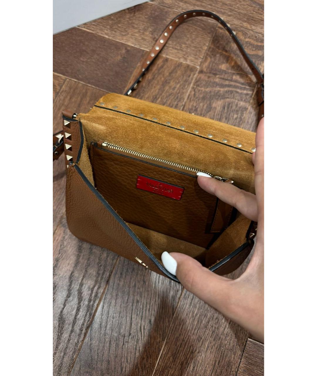 VALENTINO Коричневая кожаная сумка через плечо, фото 5