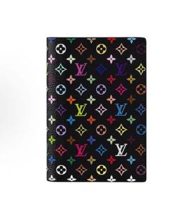 LOUIS VUITTON Обложка/футляр