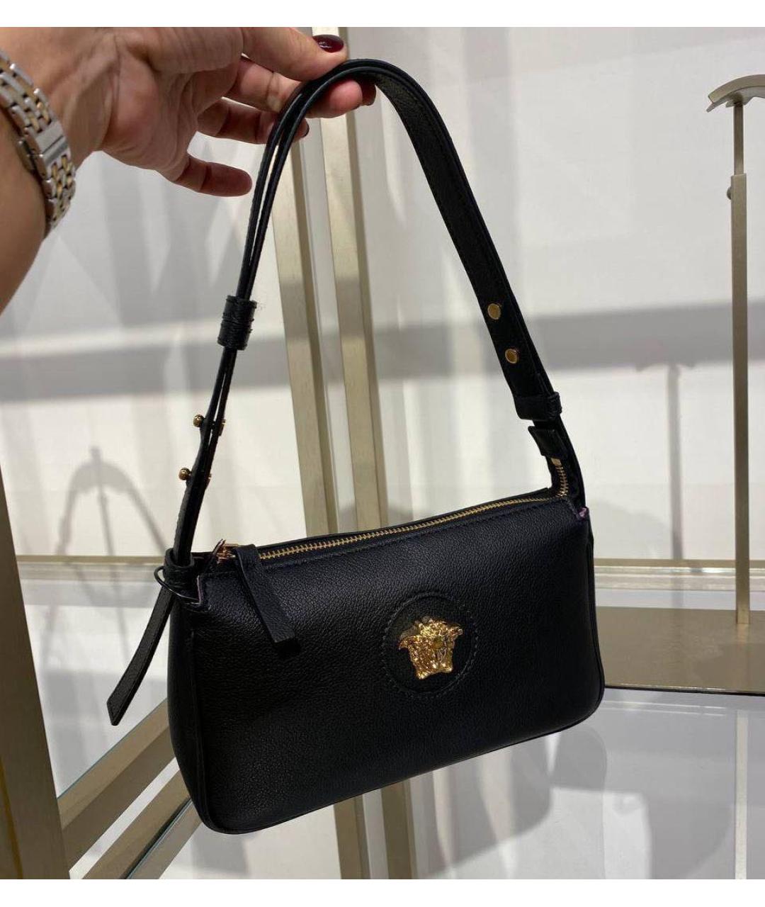 VERSACE Черная кожаная сумка с короткими ручками, фото 7