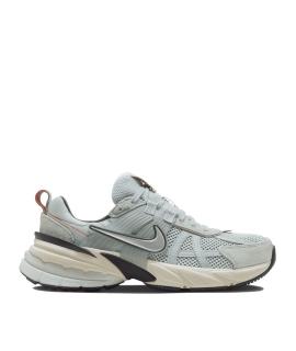 NIKE Низкие кроссовки / кеды