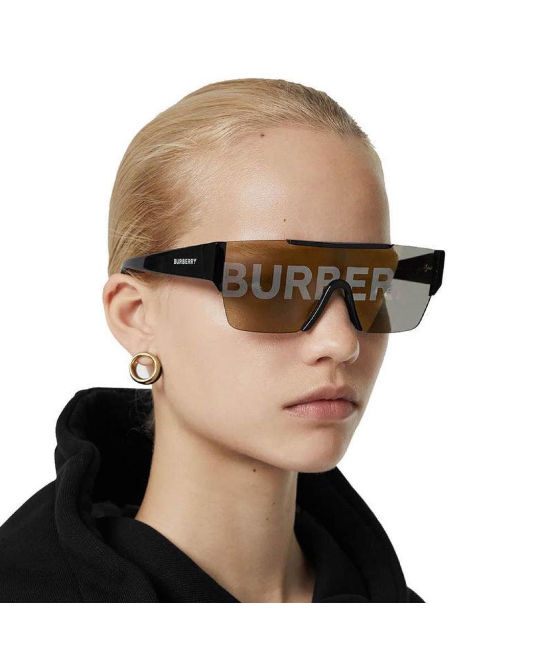 BURBERRY Черные пластиковые солнцезащитные очки, фото 3