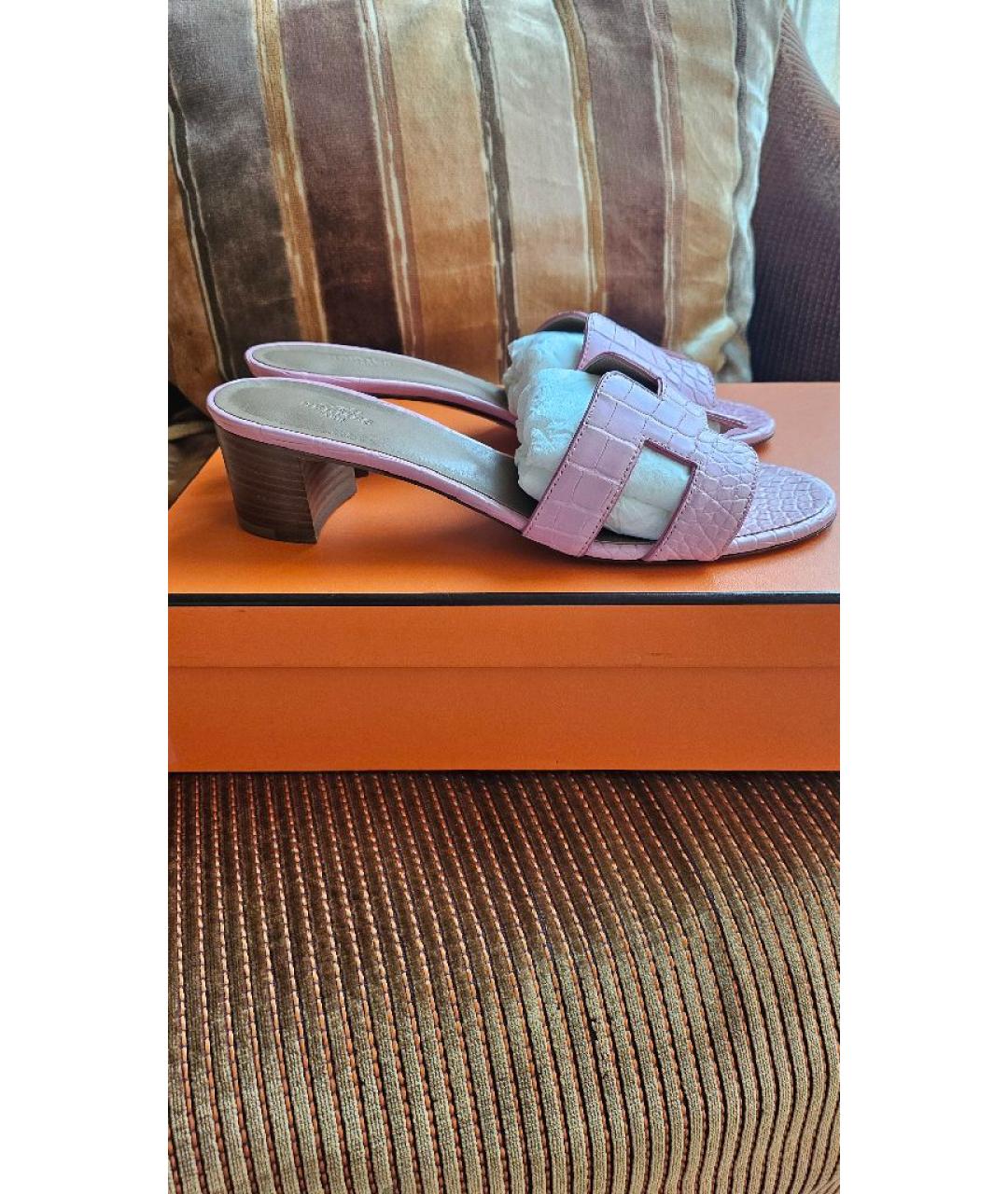 HERMES Розовые мюли из экзотической кожи, фото 7