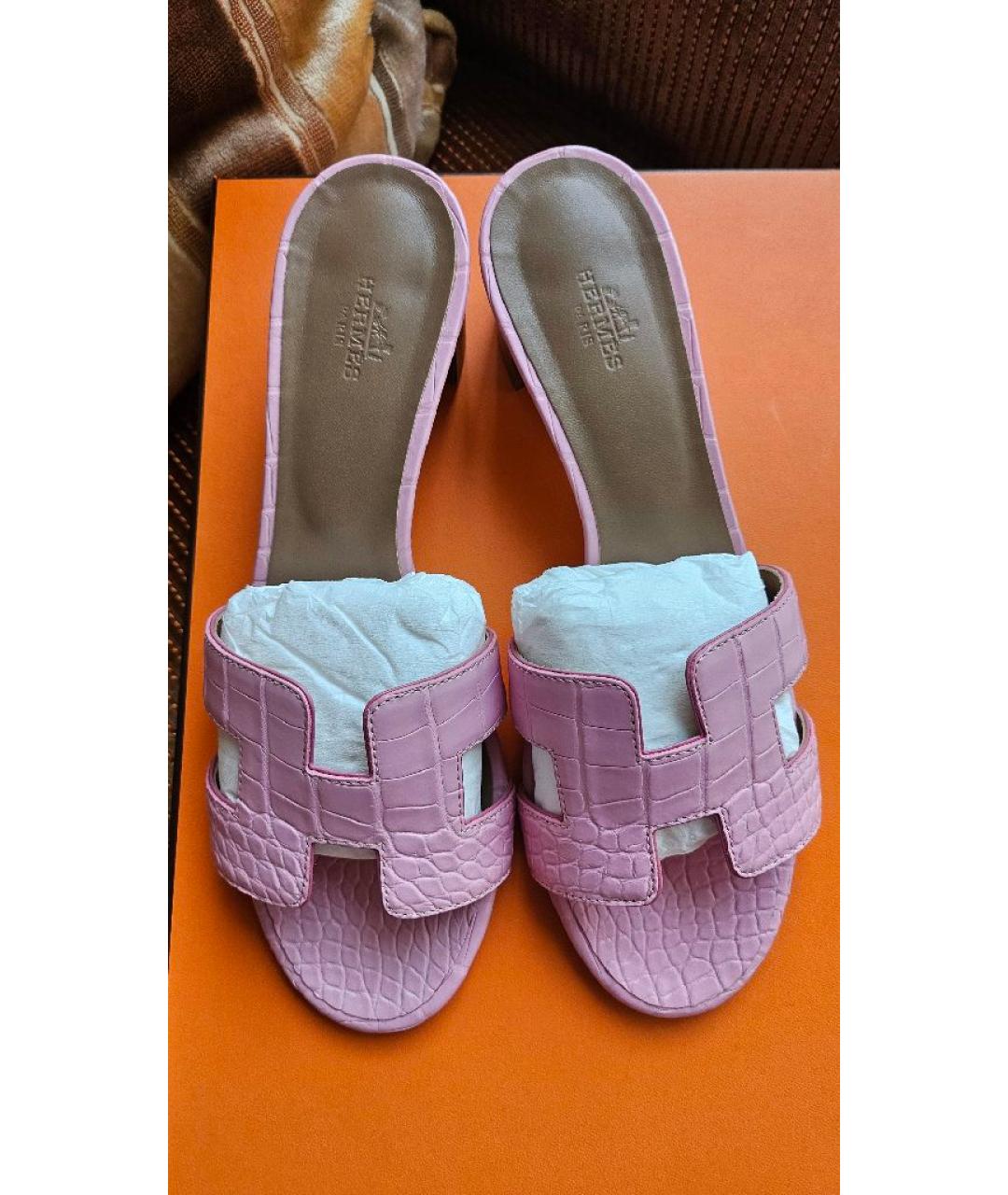 HERMES Розовые мюли из экзотической кожи, фото 8