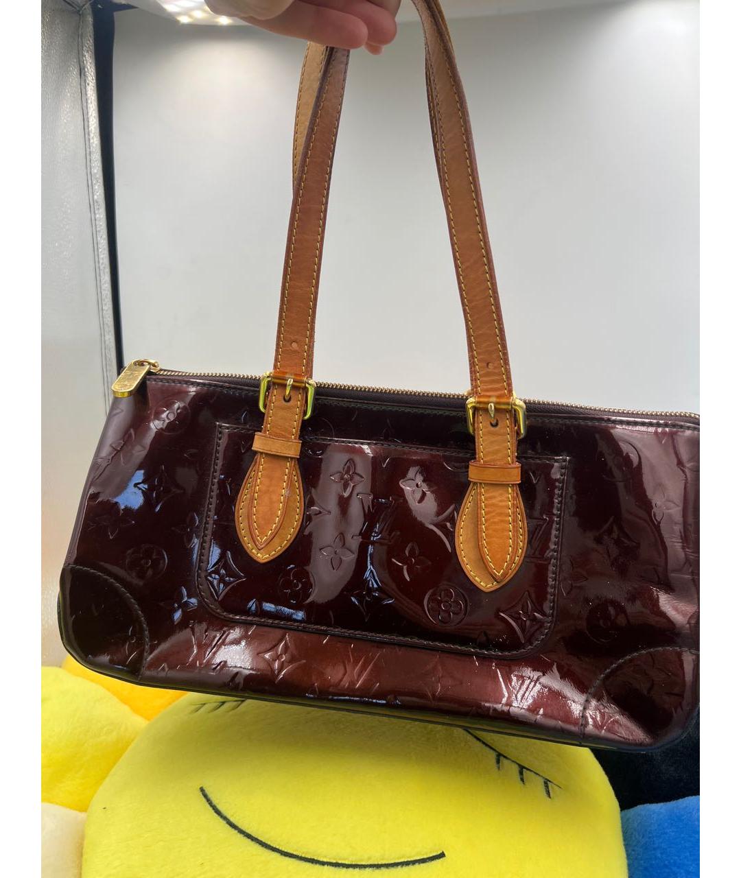 LOUIS VUITTON Коричневая сумка с короткими ручками из лакированной кожи, фото 3