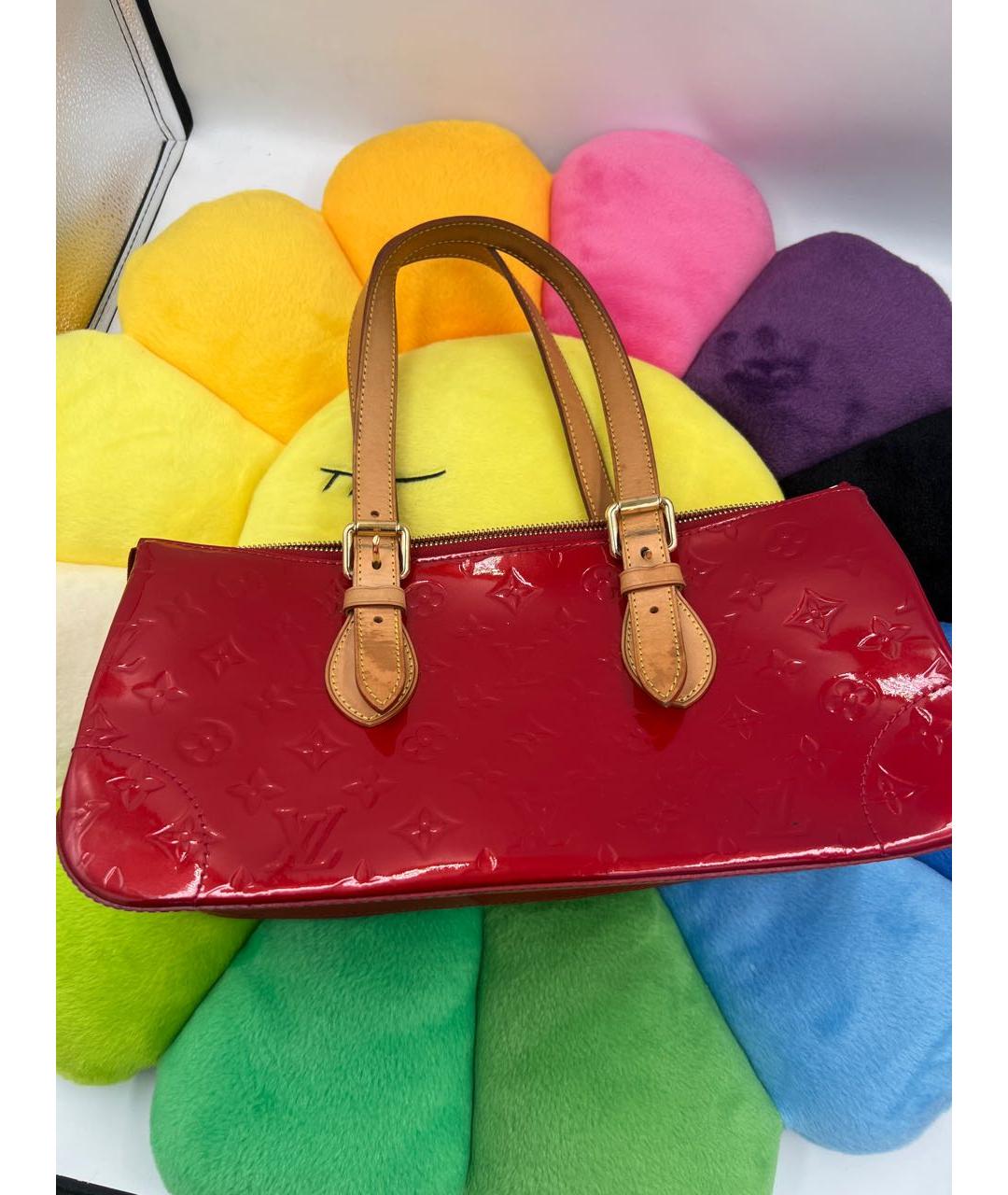 LOUIS VUITTON Красная сумка через плечо из лакированной кожи, фото 6