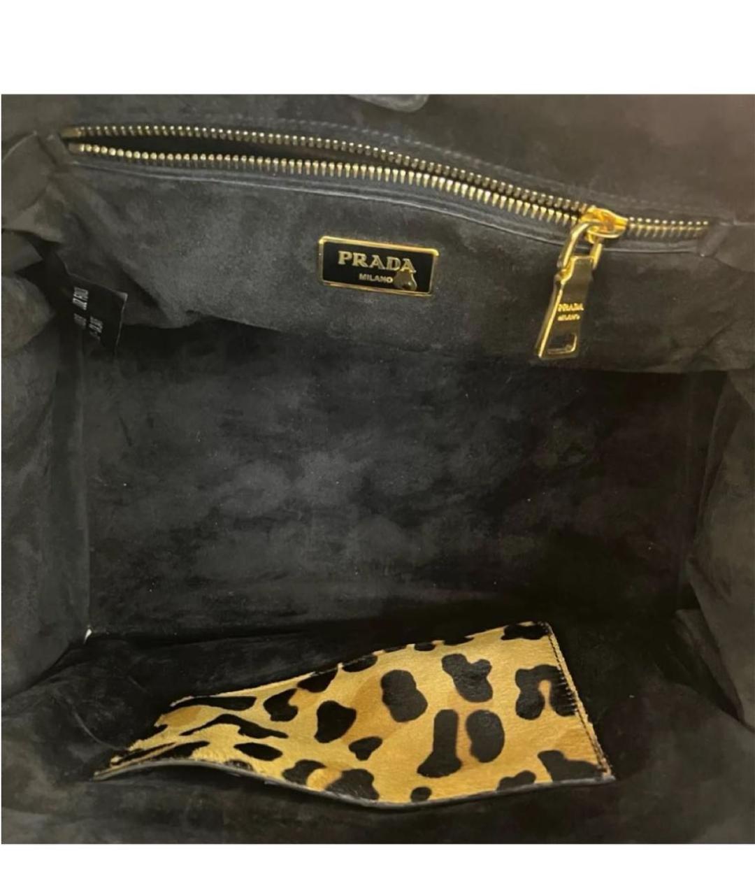 PRADA Коричневая замшевая сумка с короткими ручками, фото 6