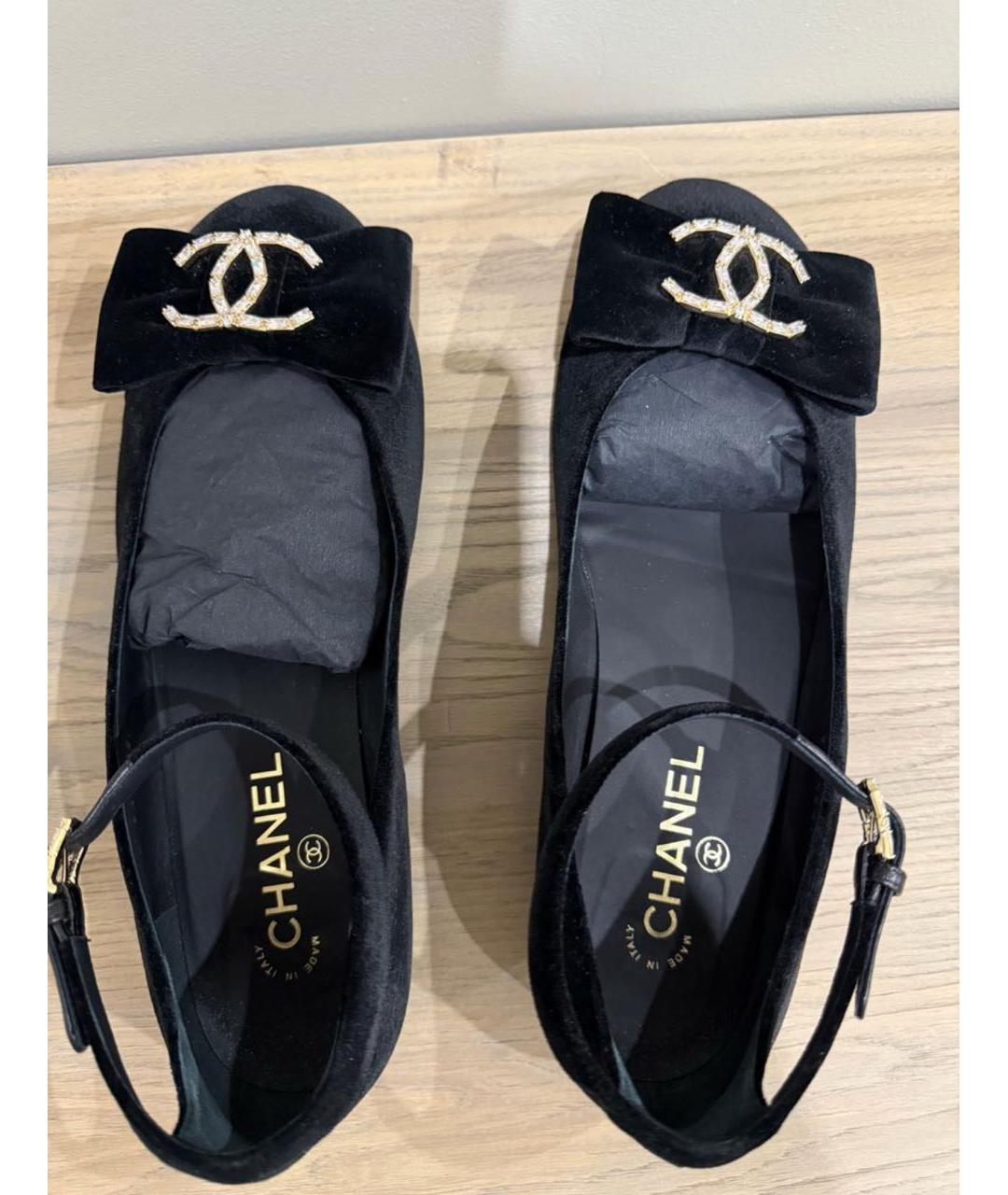 CHANEL Черные бархатные балетки, фото 3