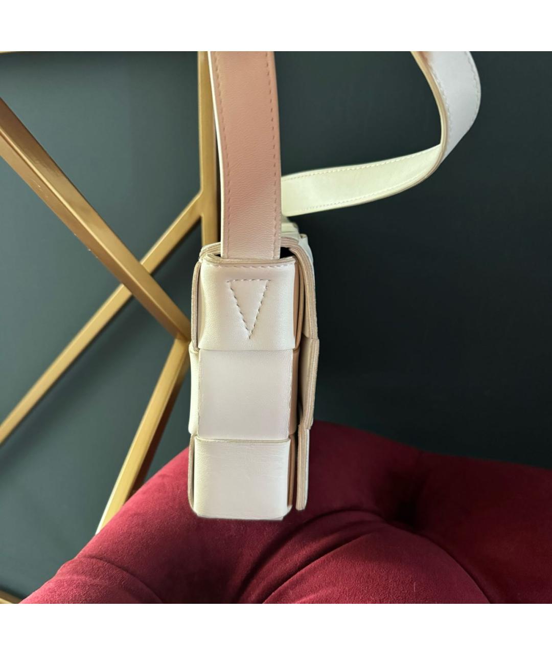 BOTTEGA VENETA Белая кожаная сумка через плечо, фото 6