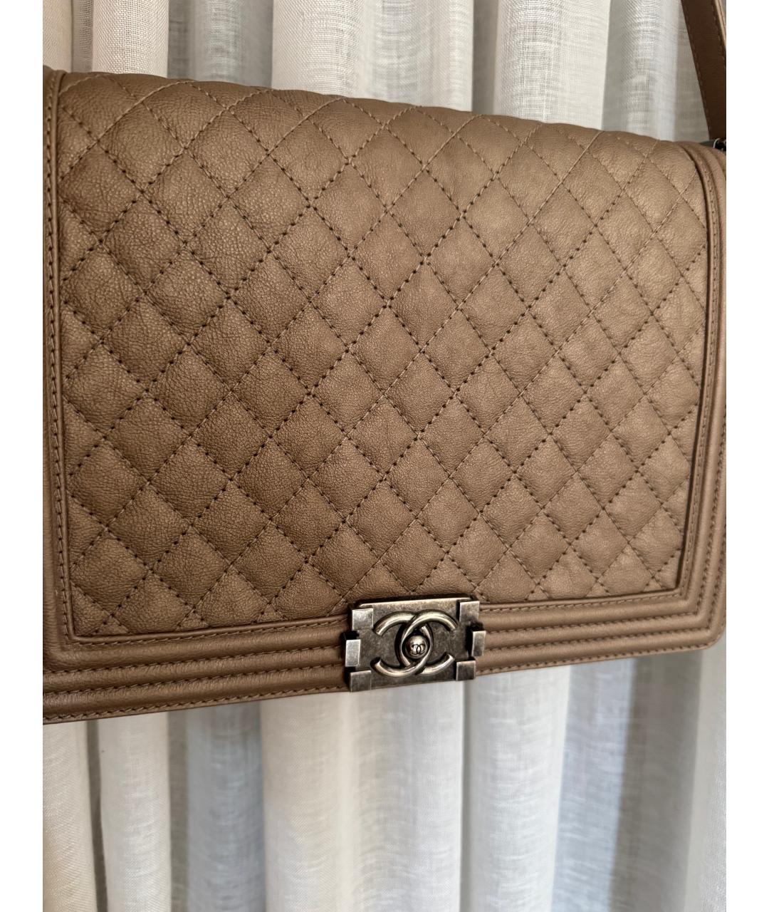 CHANEL Бежевая кожаная сумка через плечо, фото 2