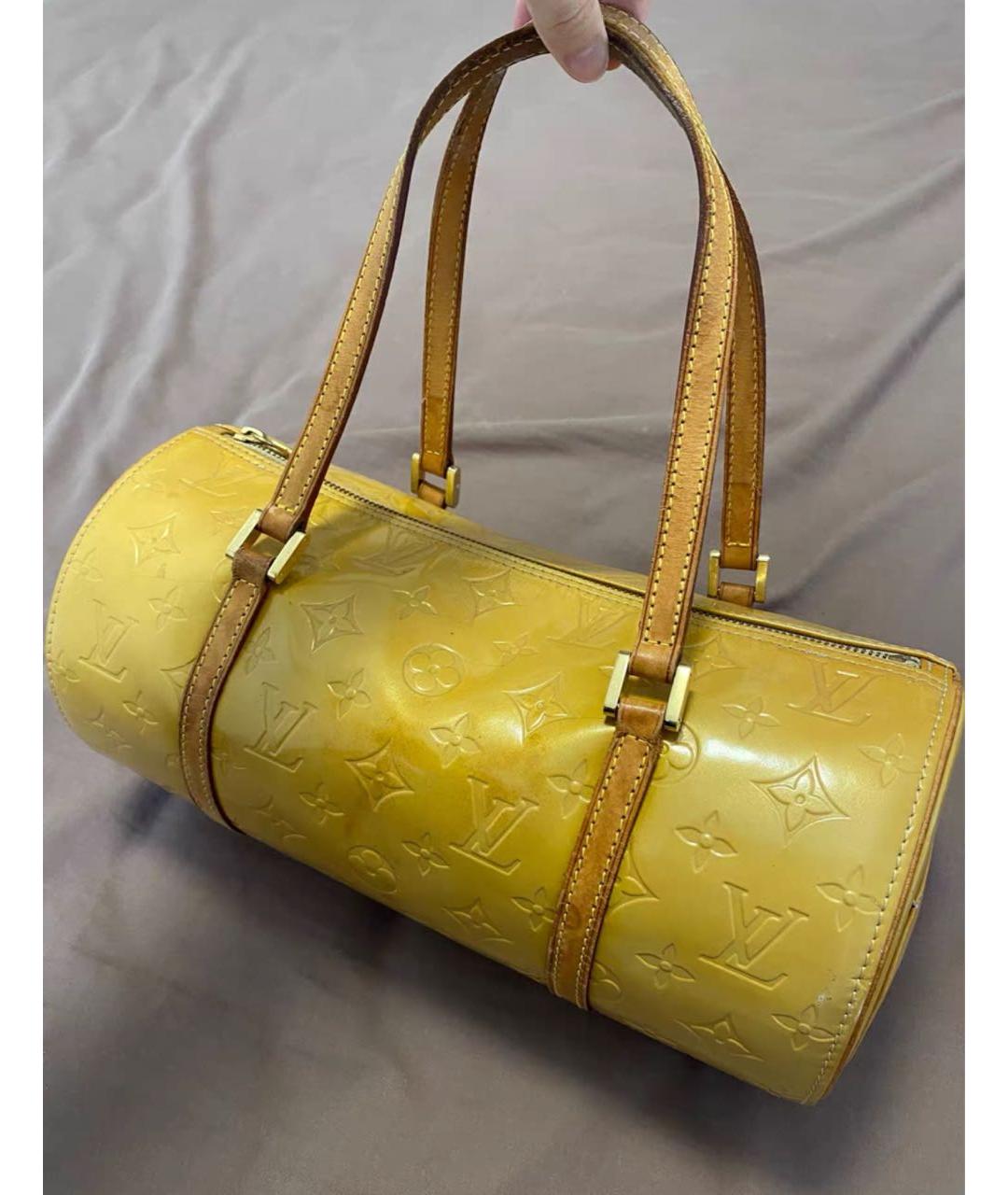 LOUIS VUITTON Желтая сумка с короткими ручками из лакированной кожи, фото 2