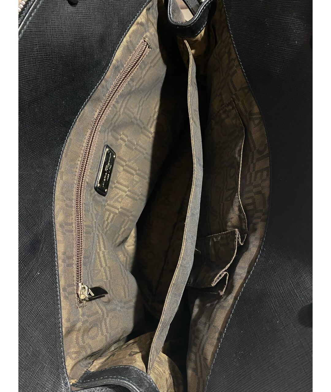 SALVATORE FERRAGAMO Черная кожаная сумка тоут, фото 4