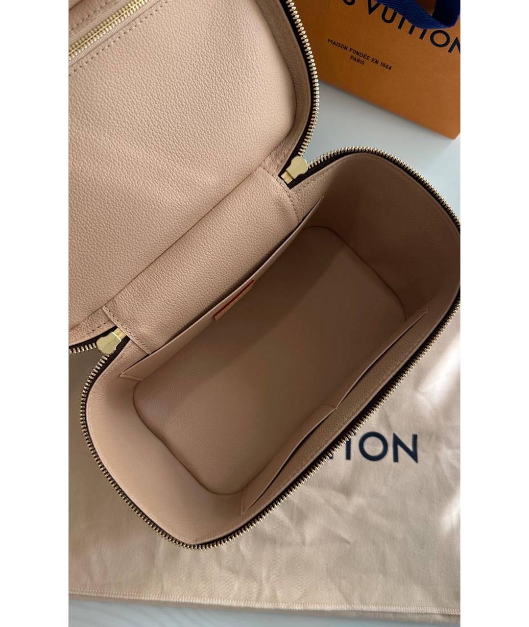 LOUIS VUITTON Коричневая косметичка, фото 4