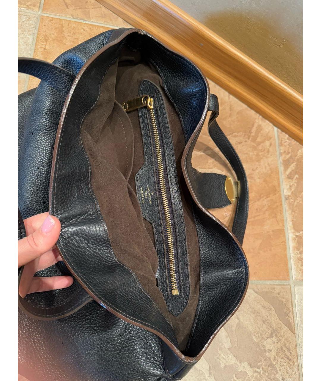 LOUIS VUITTON Черная кожаная сумка с короткими ручками, фото 6