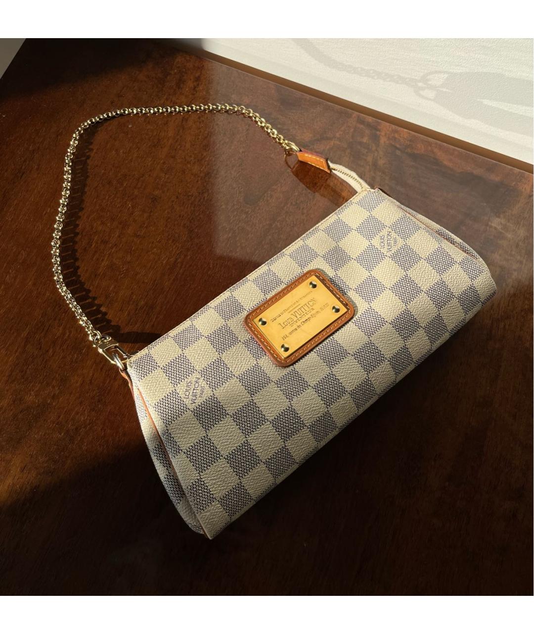 LOUIS VUITTON Бежевая кожаная сумка с короткими ручками, фото 6