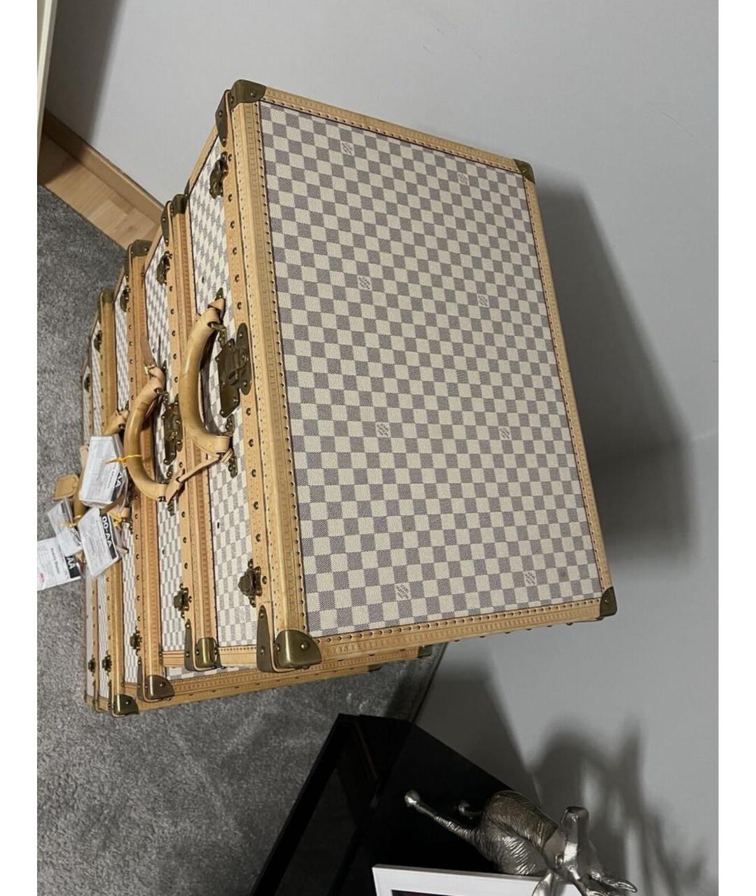 LOUIS VUITTON Бежевый чемодан, фото 2