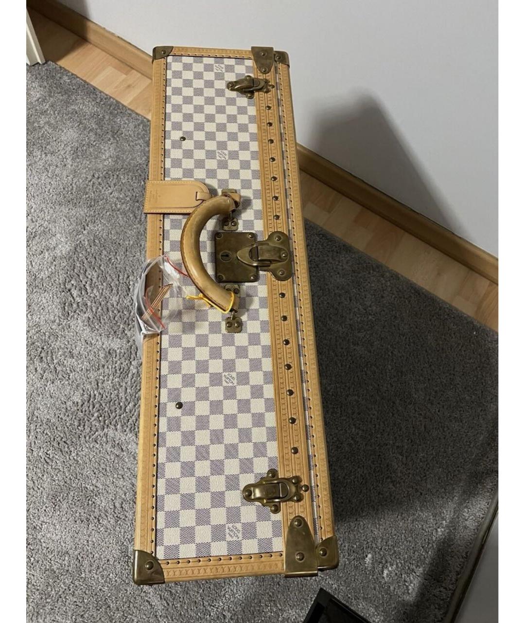 LOUIS VUITTON Бежевый чемодан, фото 4