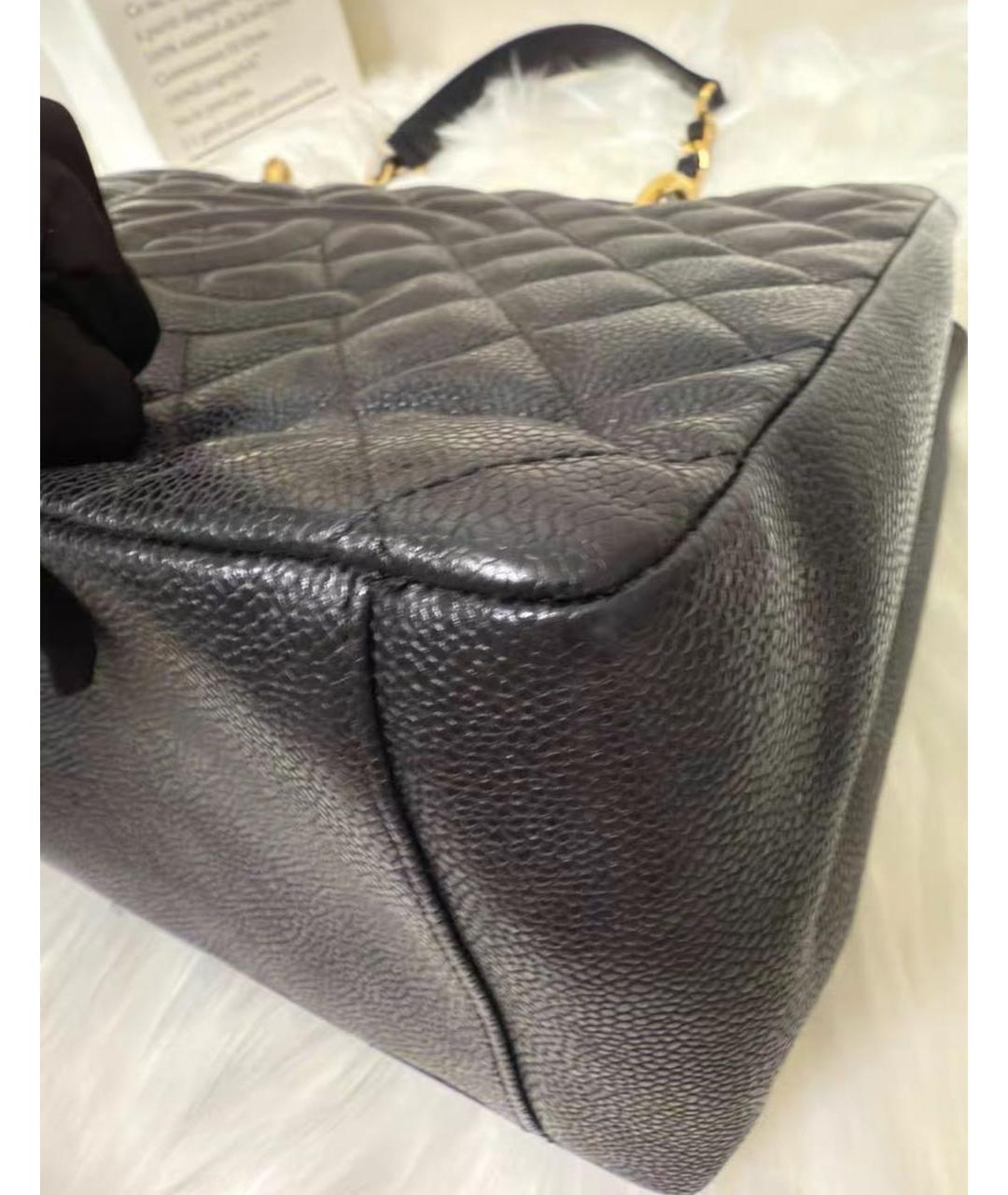 CHANEL Черная кожаная сумка тоут, фото 7