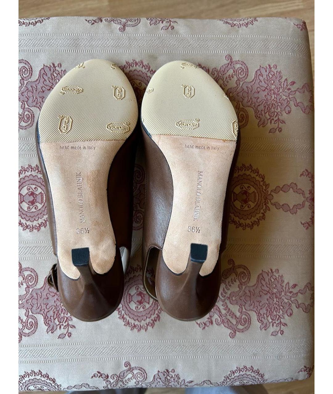 MANOLO BLAHNIK Коричневые кожаные босоножки, фото 6