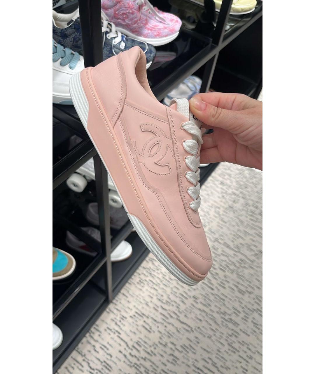 CHANEL Розовые кожаные кроссовки, фото 2