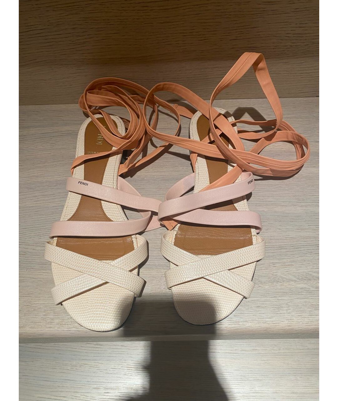 FENDI Кожаные сандалии, фото 2