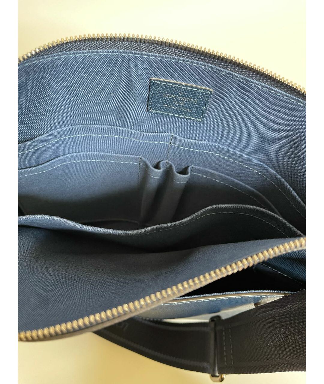 LOUIS VUITTON PRE-OWNED Синяя кожаная сумка на плечо, фото 5