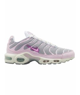 NIKE Кроссовки