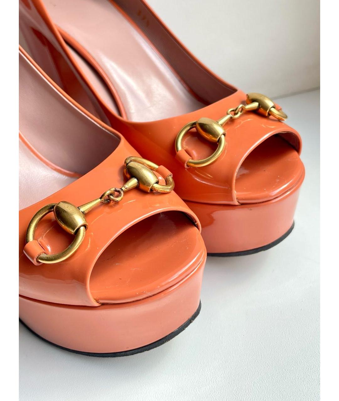 GUCCI Оранжевое туфли из лакированной кожи, фото 2