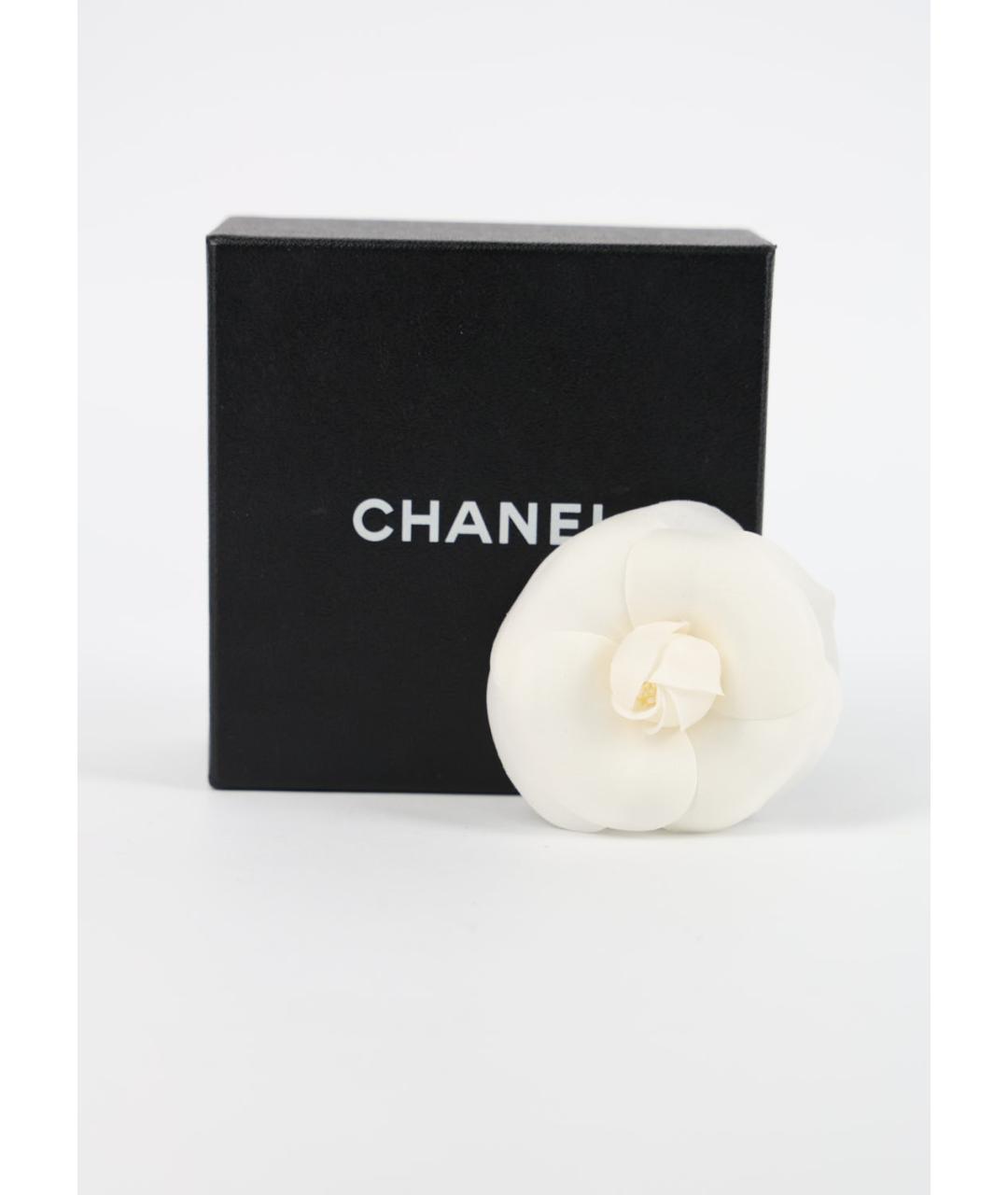 CHANEL Белая булавка / брошь, фото 5