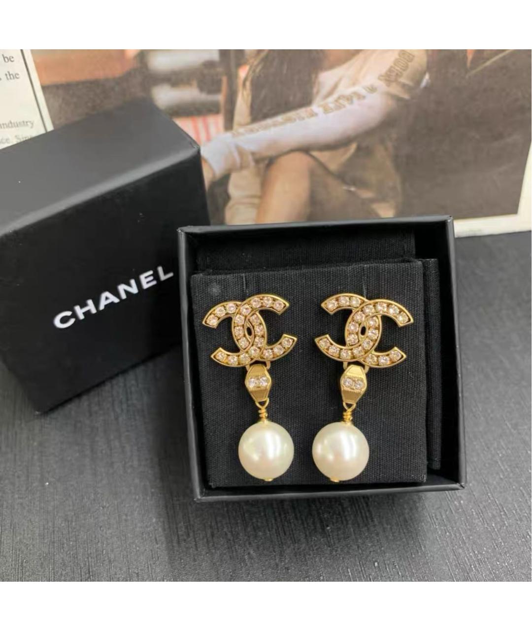 CHANEL Золотые серьги, фото 2