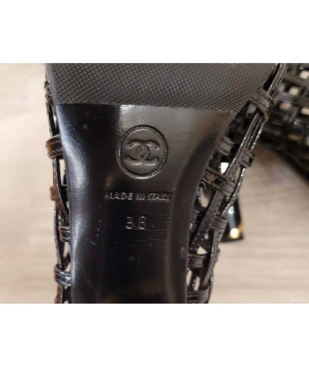 CHANEL Черные ботильоны из лакированной кожи, фото 5