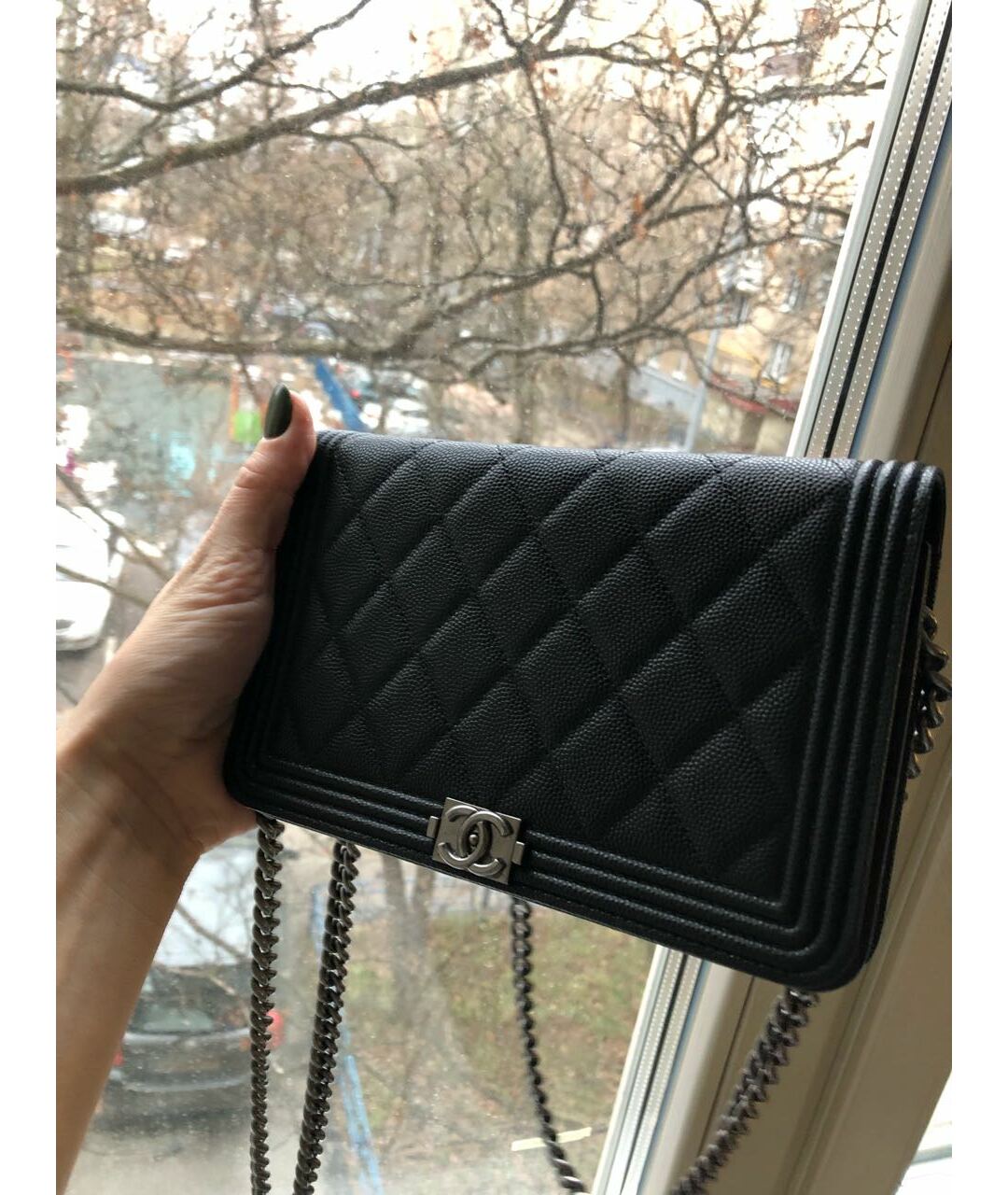 CHANEL Черная кожаная сумка тоут, фото 5