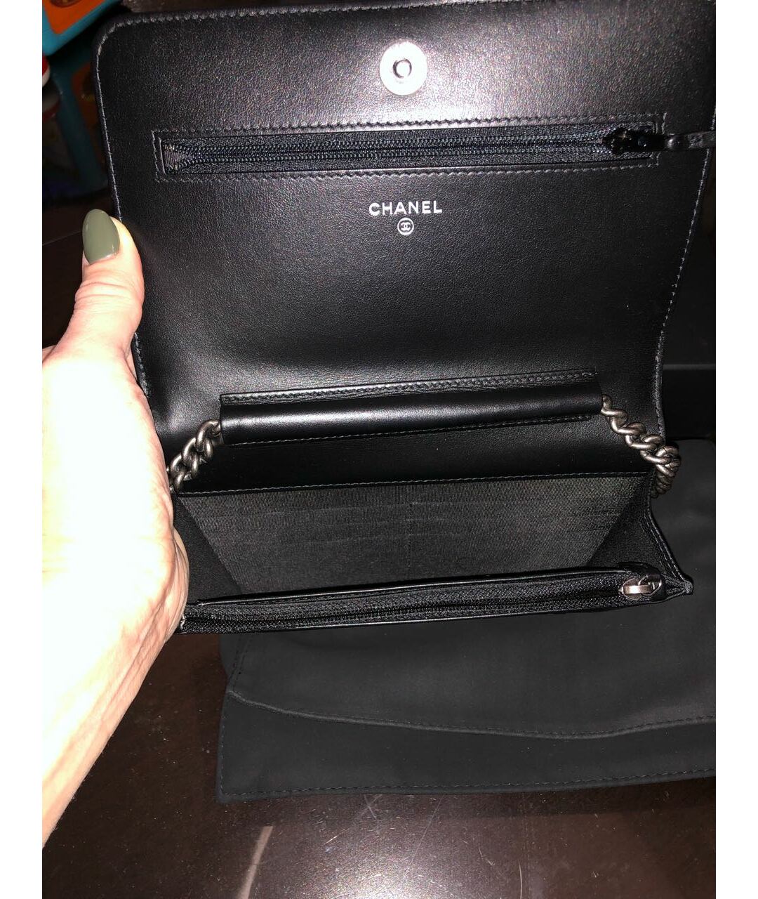 CHANEL Черная кожаная сумка тоут, фото 4