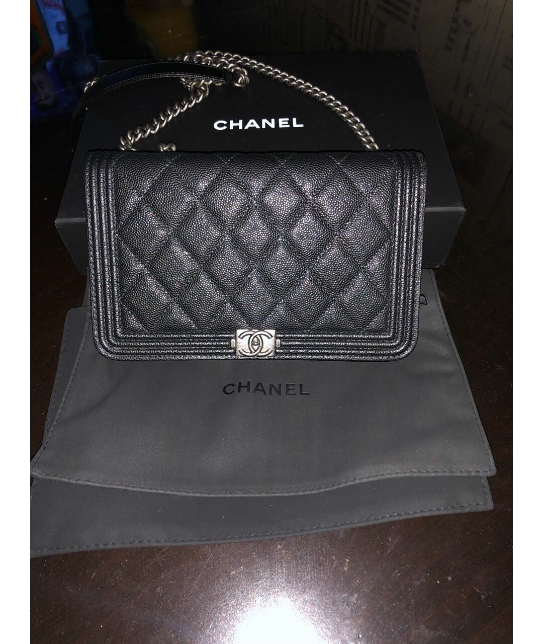 CHANEL Черная кожаная сумка тоут, фото 6
