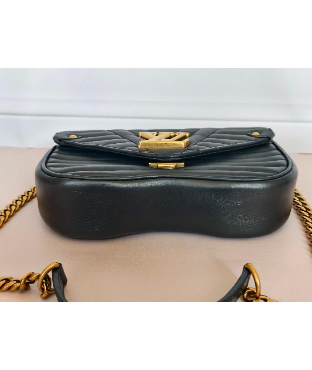 LOUIS VUITTON Черная кожаная сумка с короткими ручками, фото 7