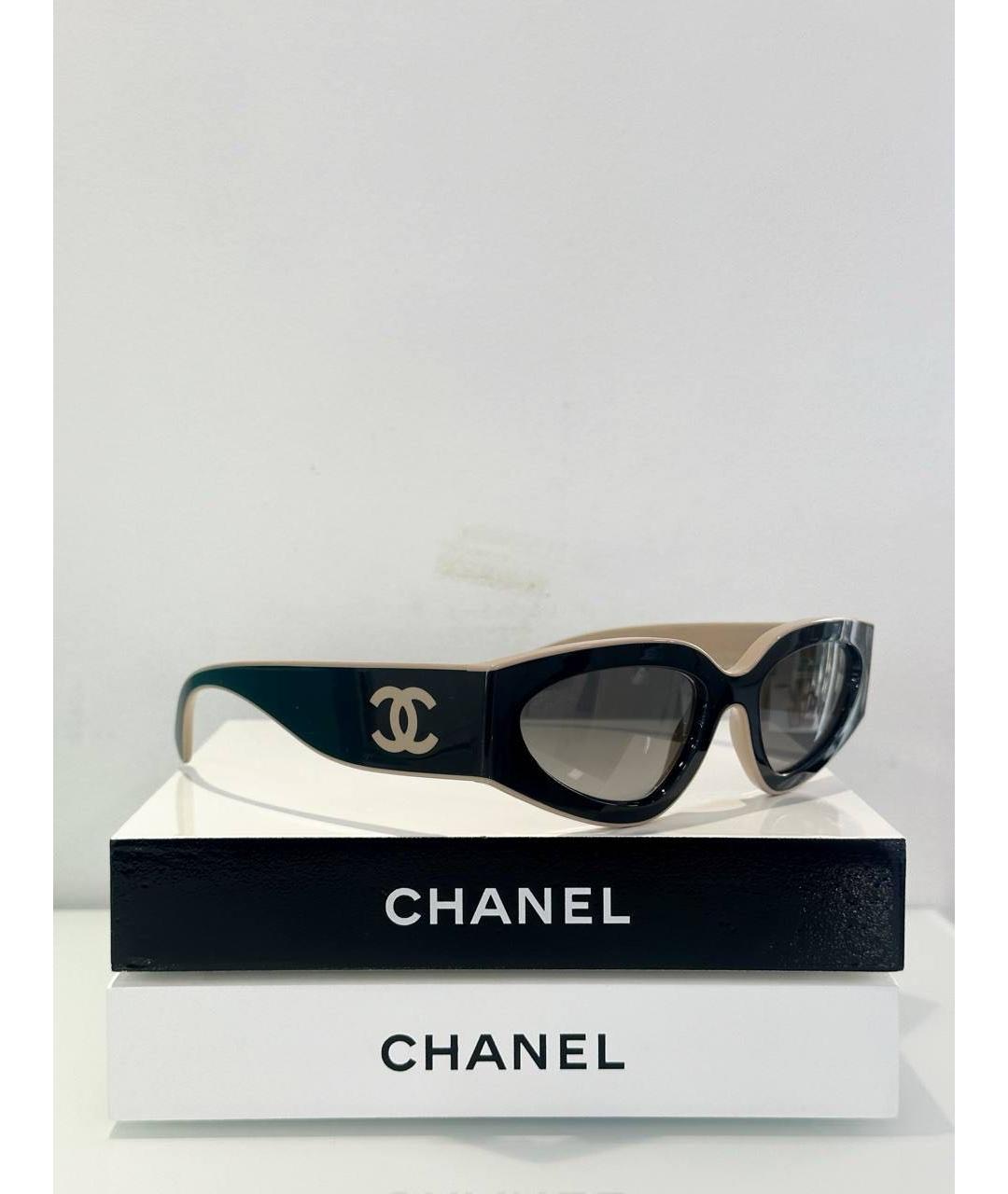 CHANEL Белые пластиковые солнцезащитные очки, фото 2