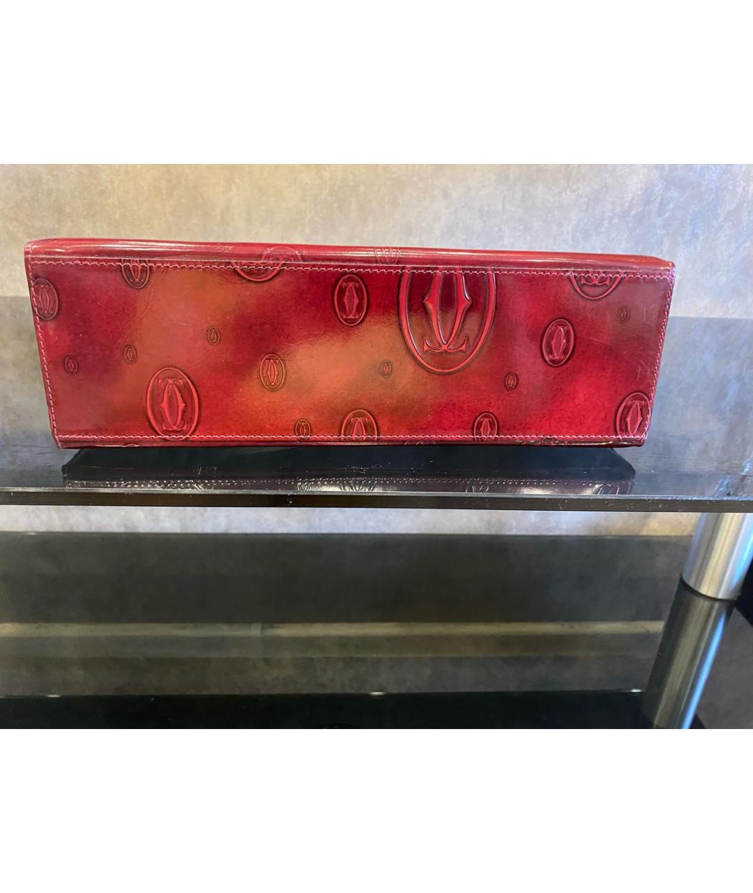 CARTIER Бордовая сумка с короткими ручками из лакированной кожи, фото 8